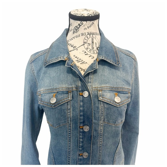 Chico's Women’s Classic Jean Jacket. Blue. Size 4-6 - Picture 12 of 13